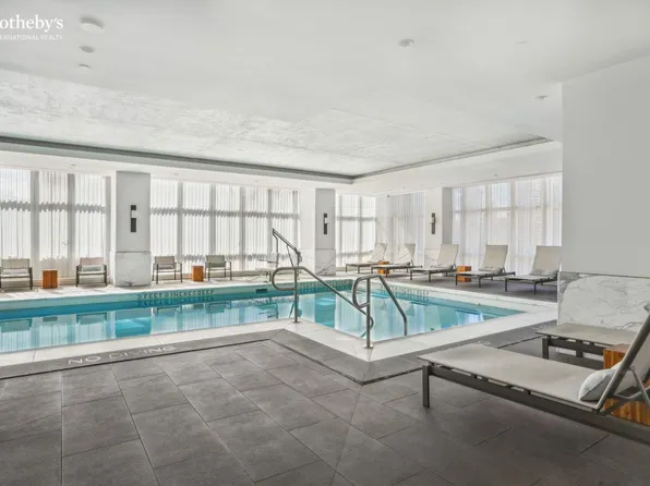 305 East 51st Street image 21 of 22