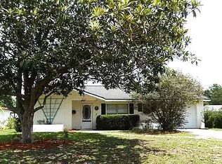 21155 SW Honeysuckle St, Dunnellon, FL 34431