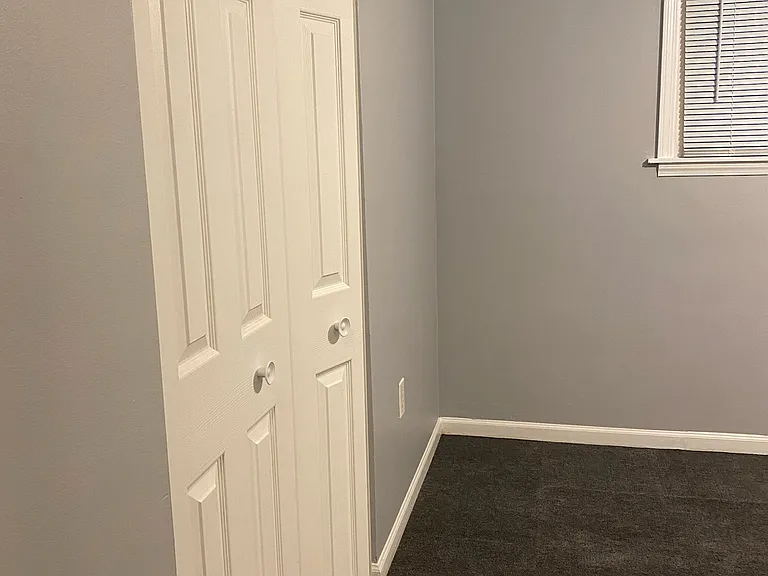 2019 Georgia St — Photo 11