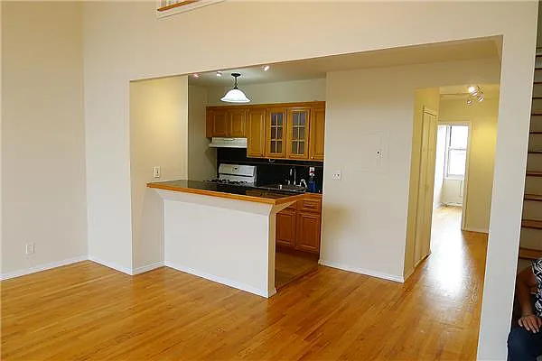 Rented by Voro NYC | media 22