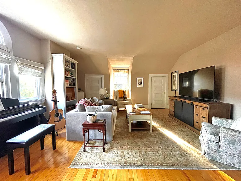 326 Madison Ave SE #3 — Photo 4