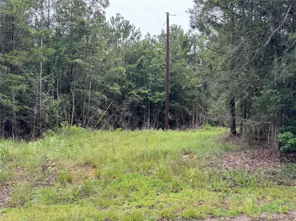 1 Henderson Rd, Forest Hill, LA 71430