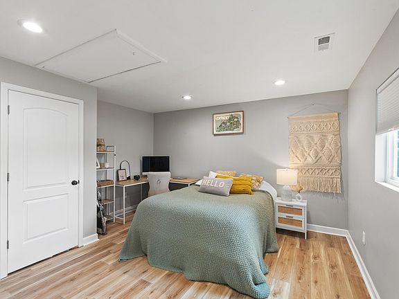 5th image of 3038 Brookwood Dr