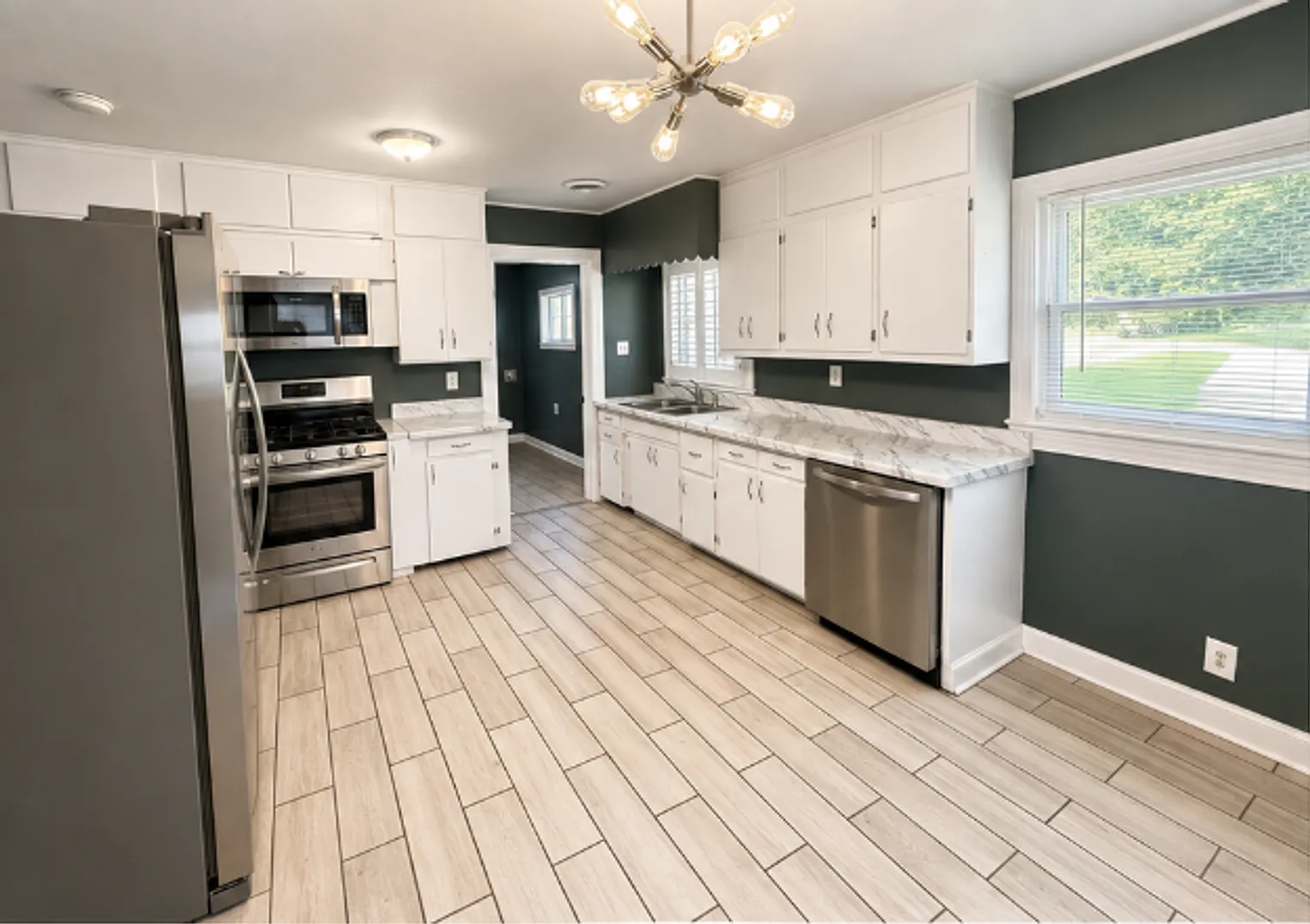 Charming Renovated Home with Private Pool! — Photo 2