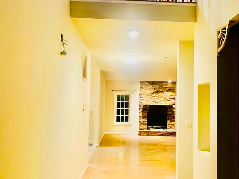 2352 Wildflower Way #2352 — Photo 4
