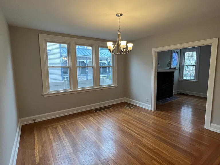 2830 Observatory Ave — Photo 3