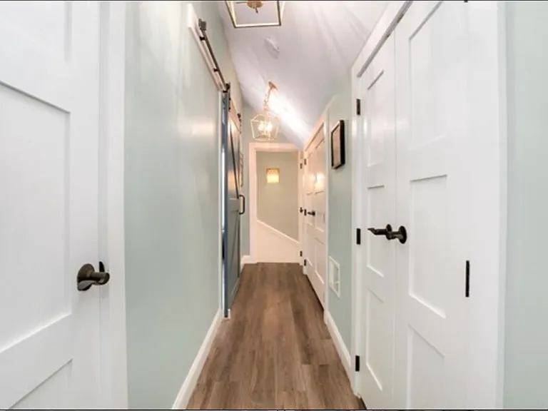254 E Cottage St #3 — Photo 17