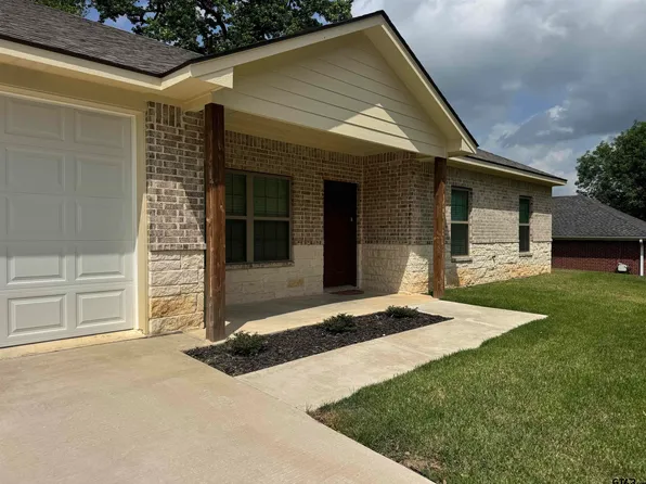1508 Woodway Ln, Gilmer, TX 75644