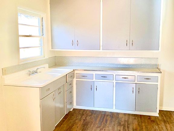 Kitchen with Gas Stove Hook-up.