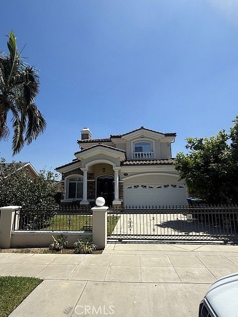1st image of 130 Florence Ave