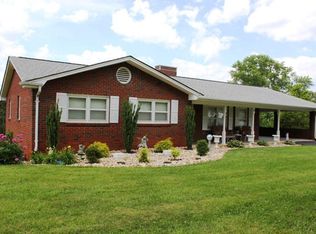 65 Iron Ridge Rd, Rocky Mount, VA 24151