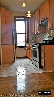 Rented by ZealEstate Group Inc | media 61