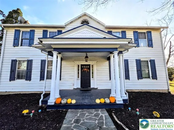 155 W Adamsdale Rd, Schuylkill Haven, PA 17972