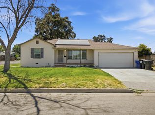 1400 N East St, Hanford, CA 93230