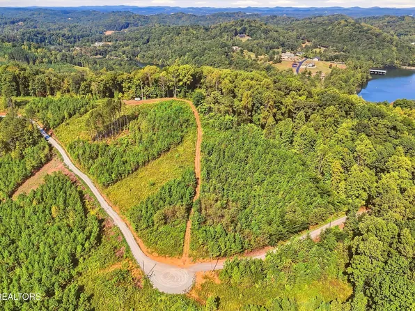 2097 Winding Trl, Vonore, TN 37885