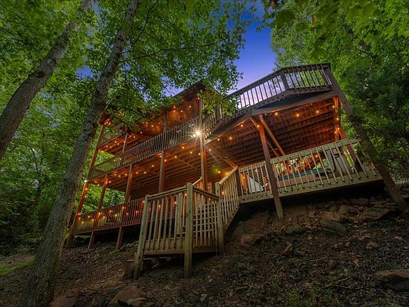 2nd image of 126 Brookwood Dr