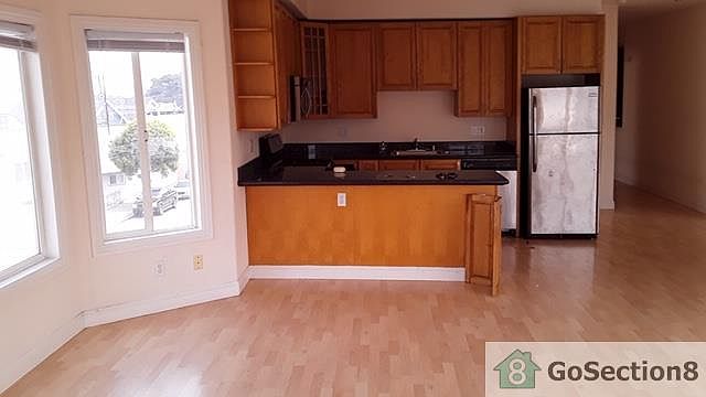 1st image of 288 Onondaga Ave #4