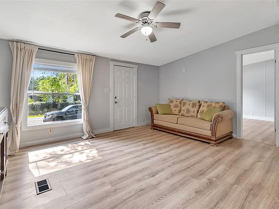 5th image of 14550 SE 91st Ave