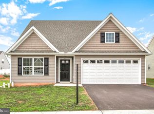 255 Dylan Dr, York, PA 17404