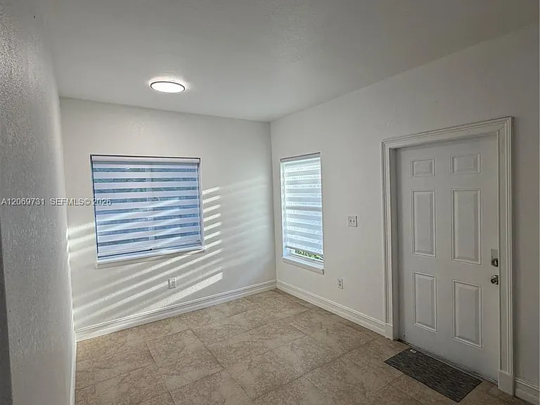22727 SW 125th Ave #B — Photo 3