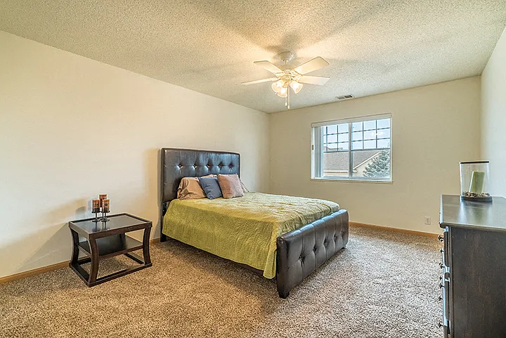 Northbrook Apartments — Photo 182