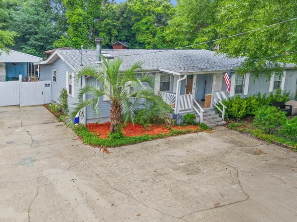 210 Rutledge Drive, Wilmington, NC 28412