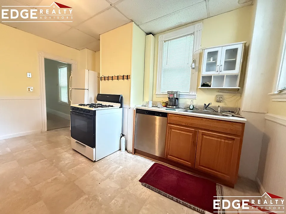 539 Washington St #2