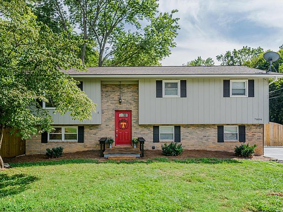 2nd image of 7806 Stillbrook Ln