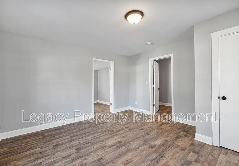 901 Branch St — Photo 12