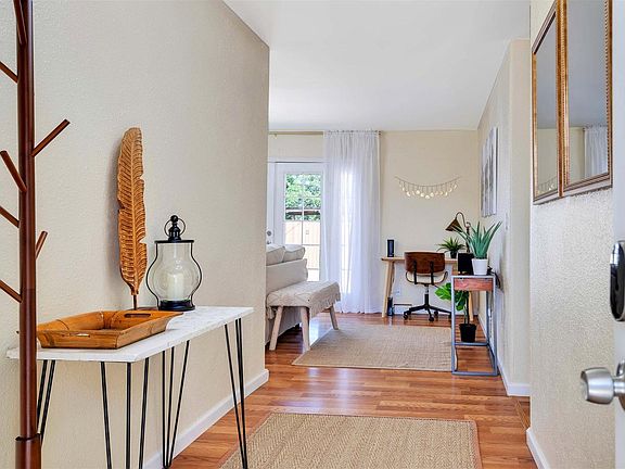 2nd image of 6421 Camarilla Ave
