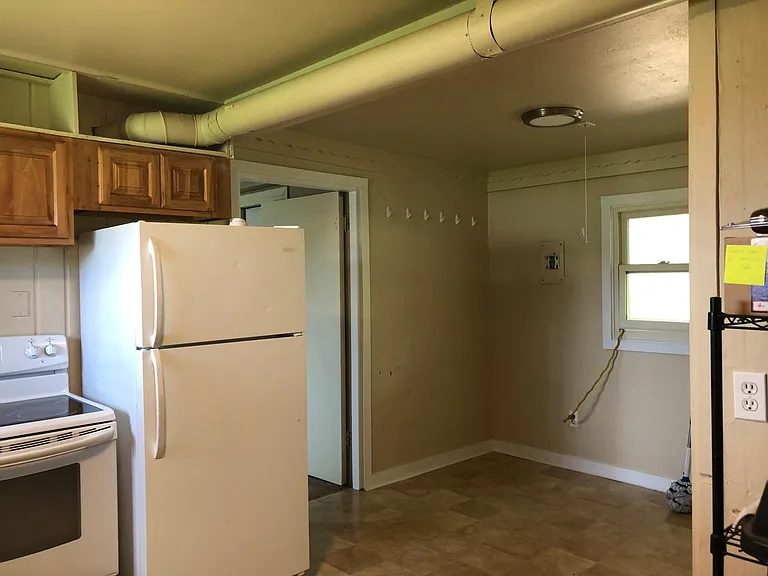 1151 Blackfoot Trl — Photo 2