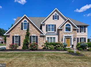 2205 May Apple Dr, York, PA 17402