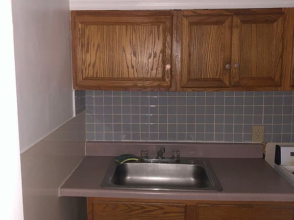 4th image of 483 State St #B