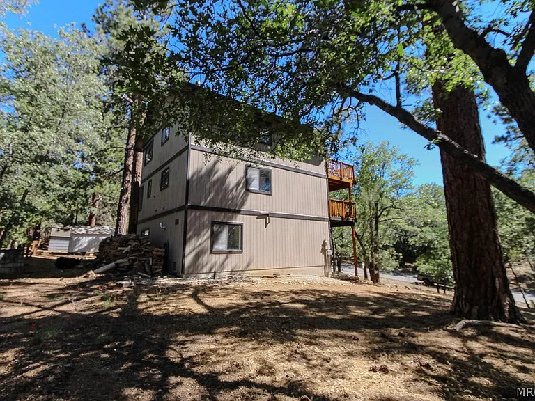 1772 Columbine Dr — Photo 35