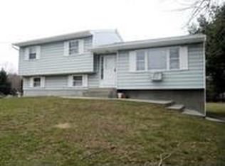 29 Stephen Rd, Dover Plains, NY 12522