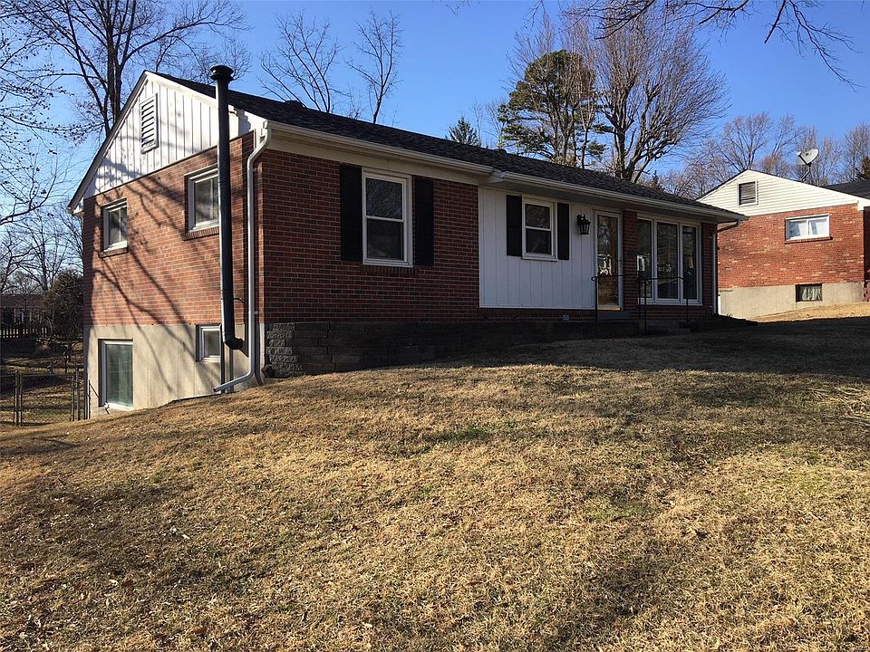1st image of 9921 Goldenrod Dr