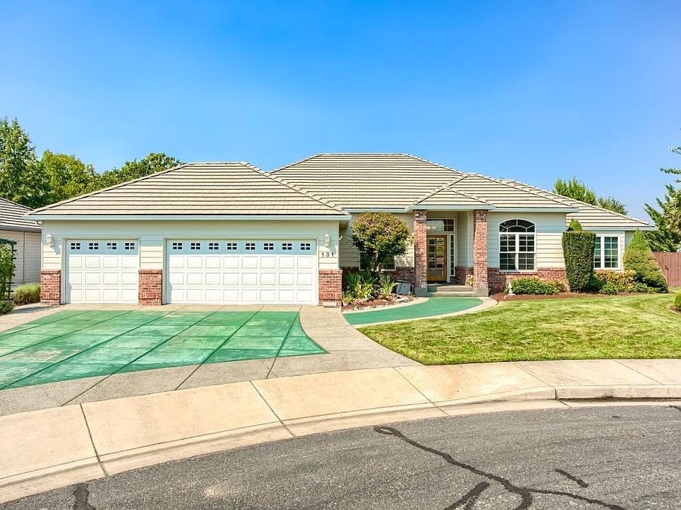 1st image of 131 Spanish Bay Ct