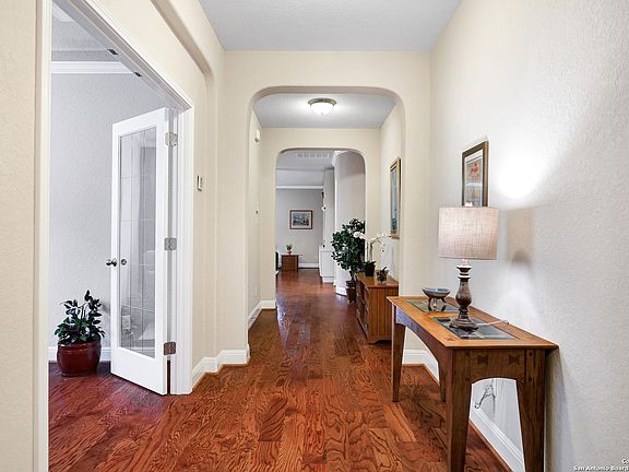 5th image of 1803 Cedric Ln