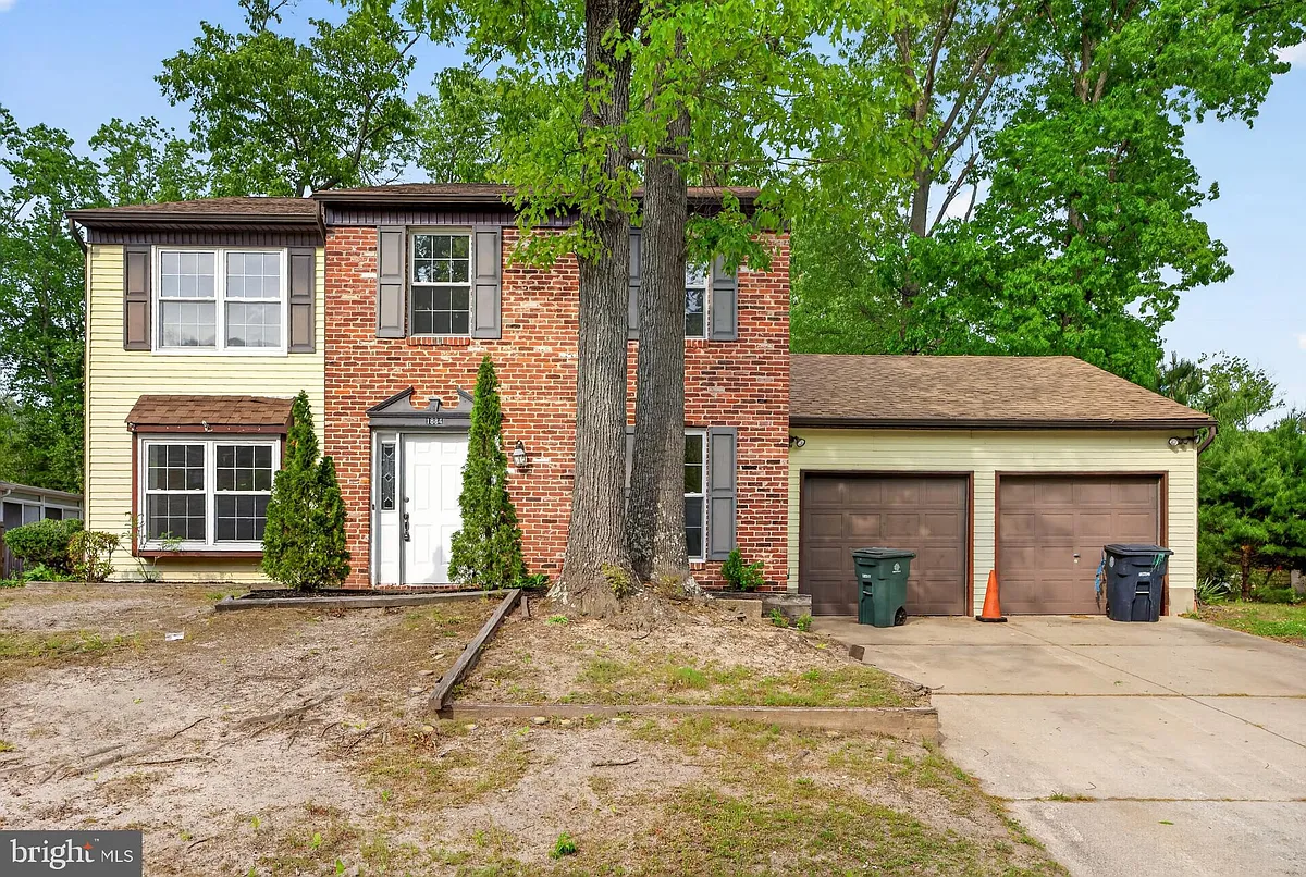 Building Photo - 1884 Forest Dr