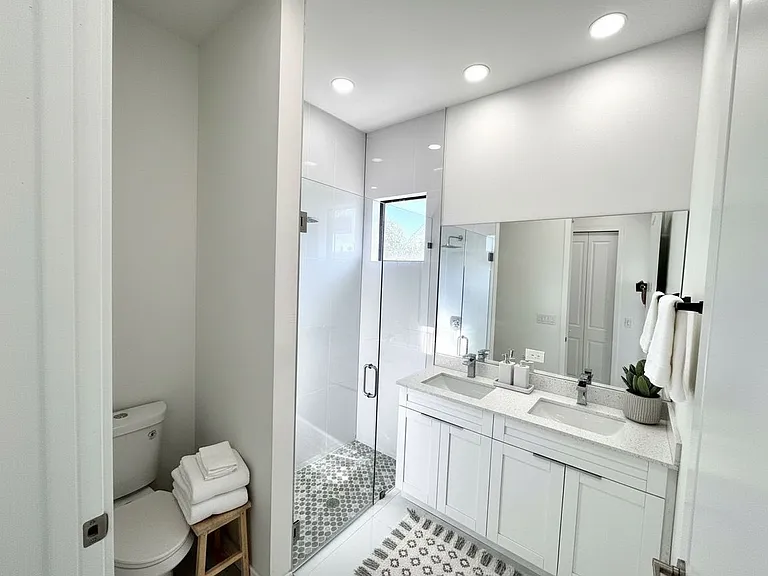 477 Rayford St — Photo 20