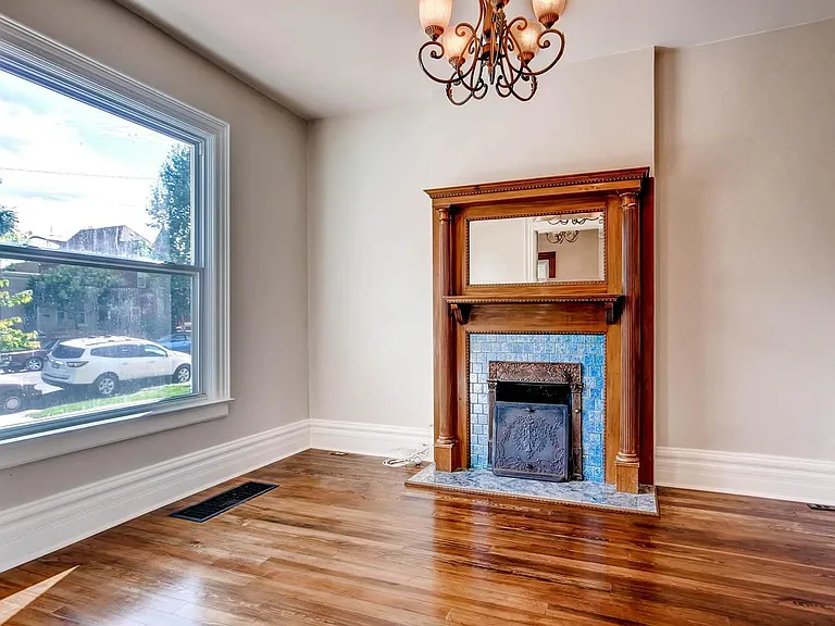 2935 N Marion St — Photo 25