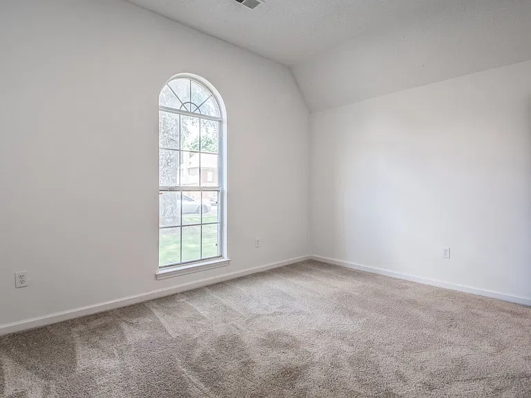 5624 Annandale Dr — Photo 25