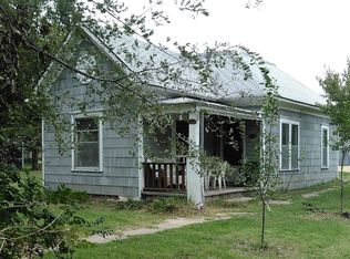 214 S Lincoln St, Arlington, KS 67514