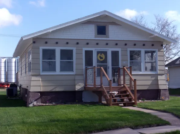 209 W 2nd, Hershey, NE 69143