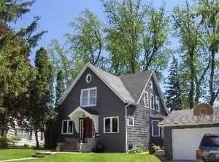 364 Chauncey St, Sycamore, IL 60178