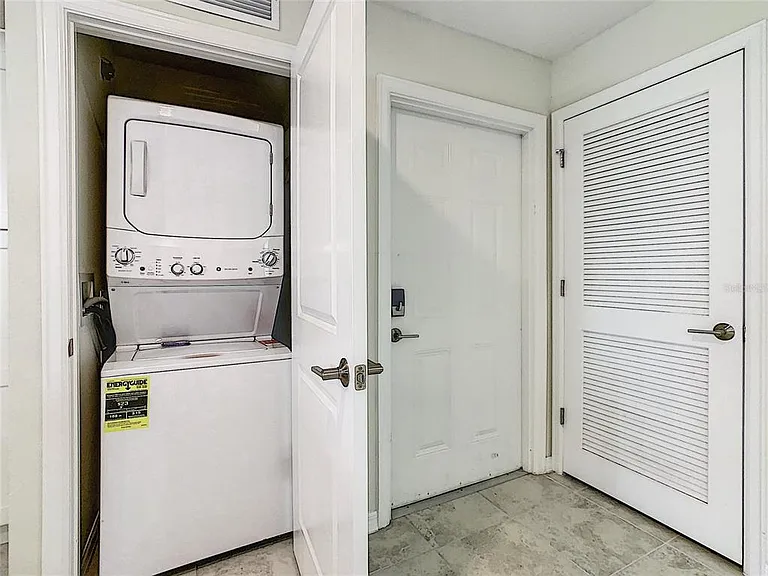 3161 Paradox Cir #101 — Photo 21