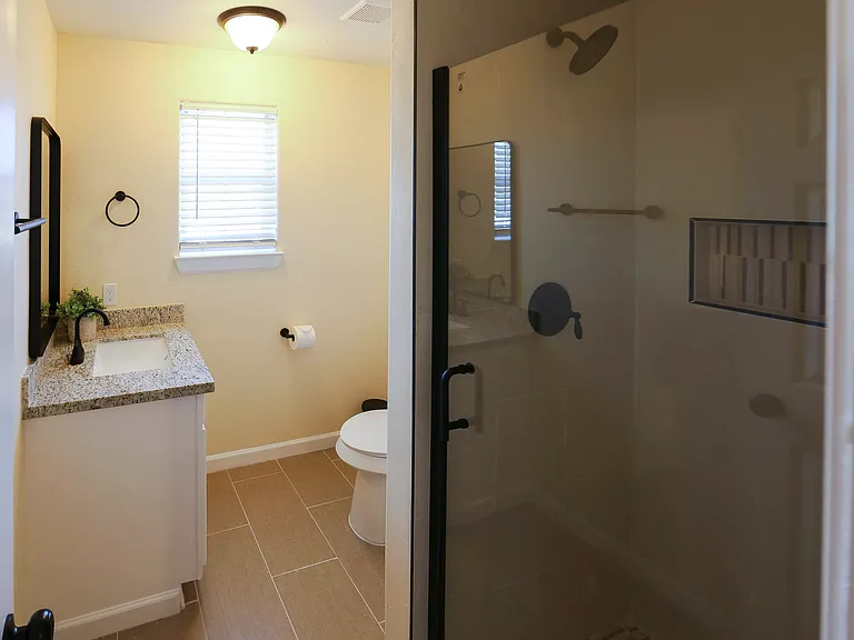 Shared bath