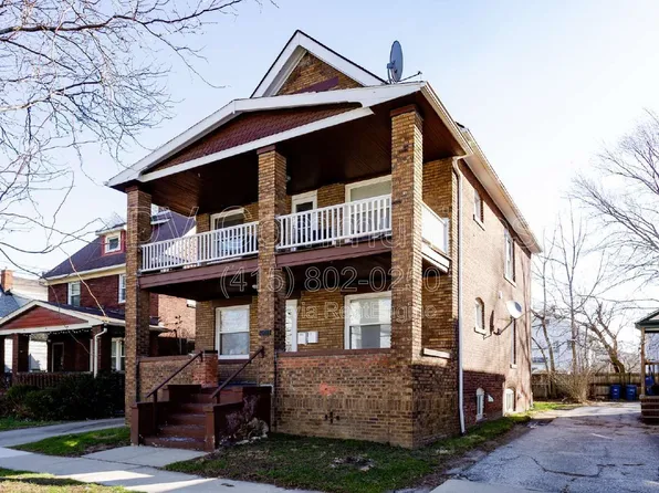 2081 Halstead Ave, Lakewood, OH 44107