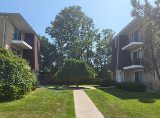 16735 Forest Ave #3, Oak Forest, IL 60452