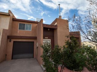 203 Shawnee Ct SE, Albuquerque, NM 87108